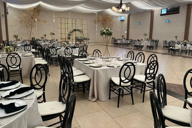 Salón De Eventos "Fiesta Real"