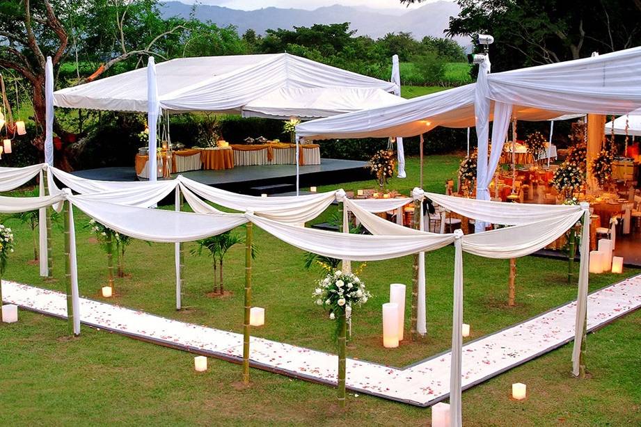 Salón De Fiestas CAMPESTRE