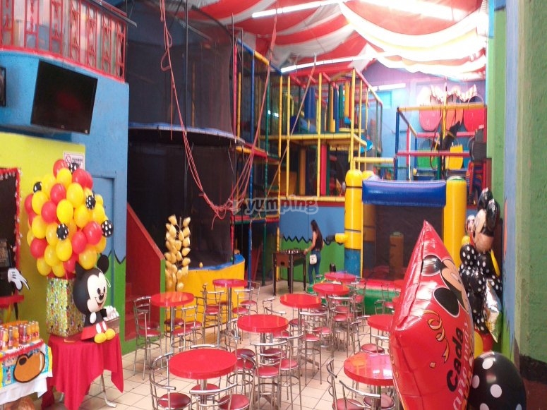 Salon De Fiestas Infantiles Divertido